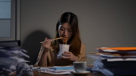 “Only less than RM800 savings” – 24yo M’sian’s Raw Confession on Surviving Adulthood Resonates With Many