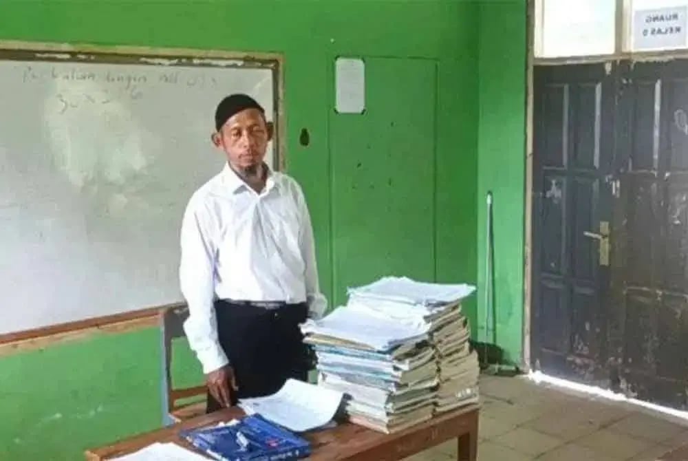 Indo teacher 1