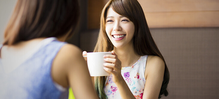 women having coffee